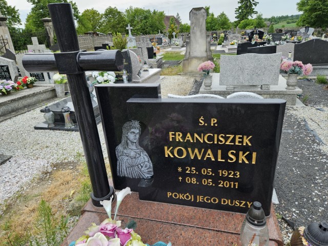 Franciszek Kowalski 1923 Lubomierz - Grobonet - Wyszukiwarka osób pochowanych